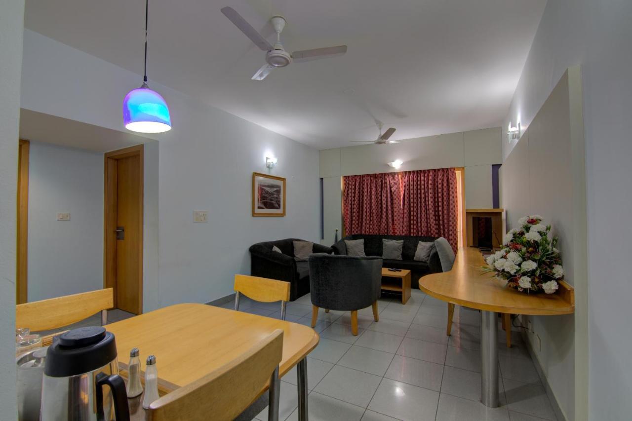 העיר בנגלור Tristar Serviced Apartments מראה חיצוני תמונה