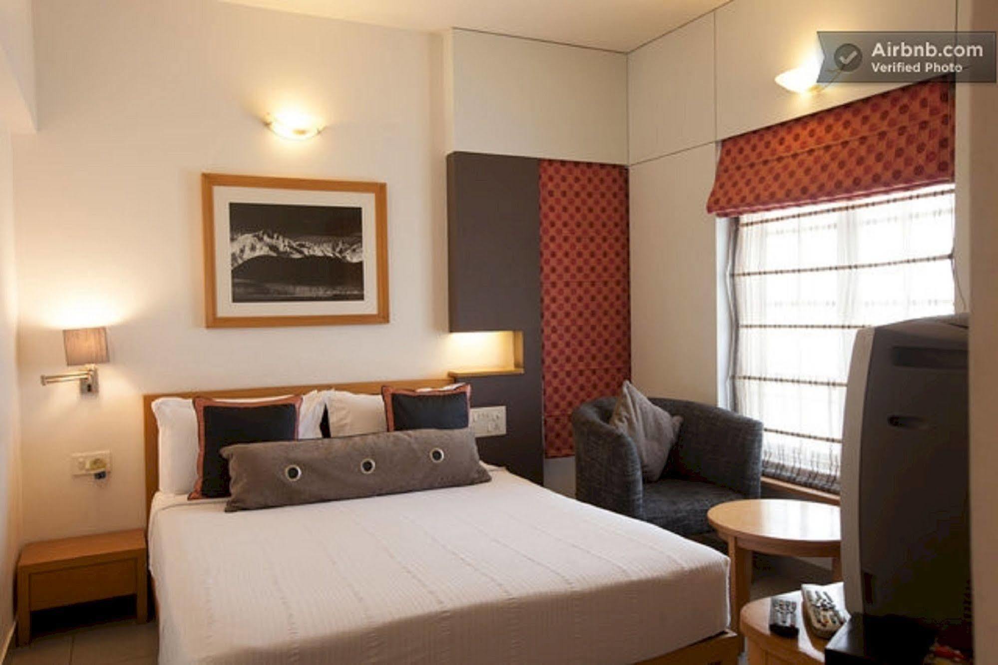 העיר בנגלור Tristar Serviced Apartments מראה חיצוני תמונה