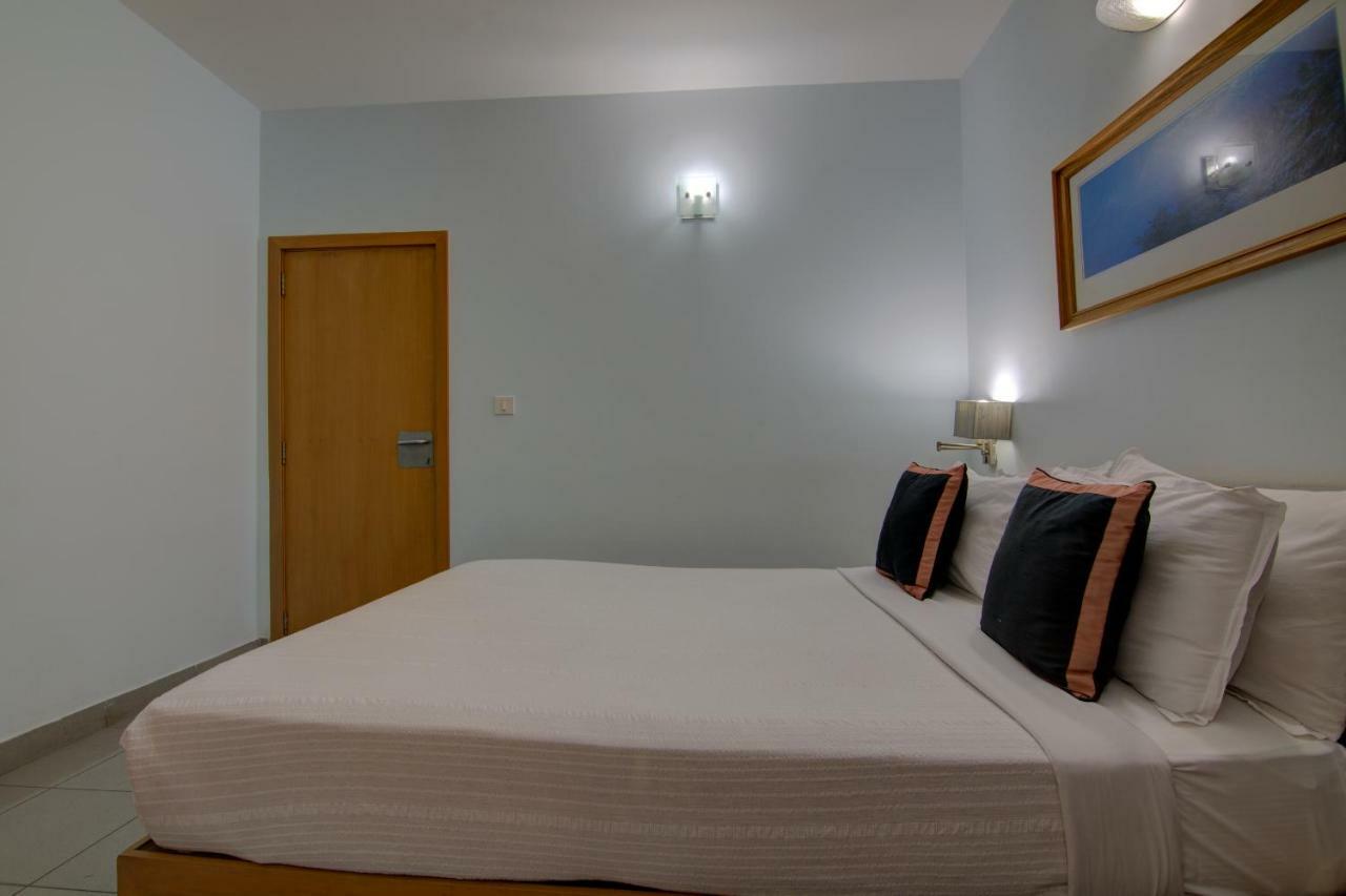 העיר בנגלור Tristar Serviced Apartments מראה חיצוני תמונה
