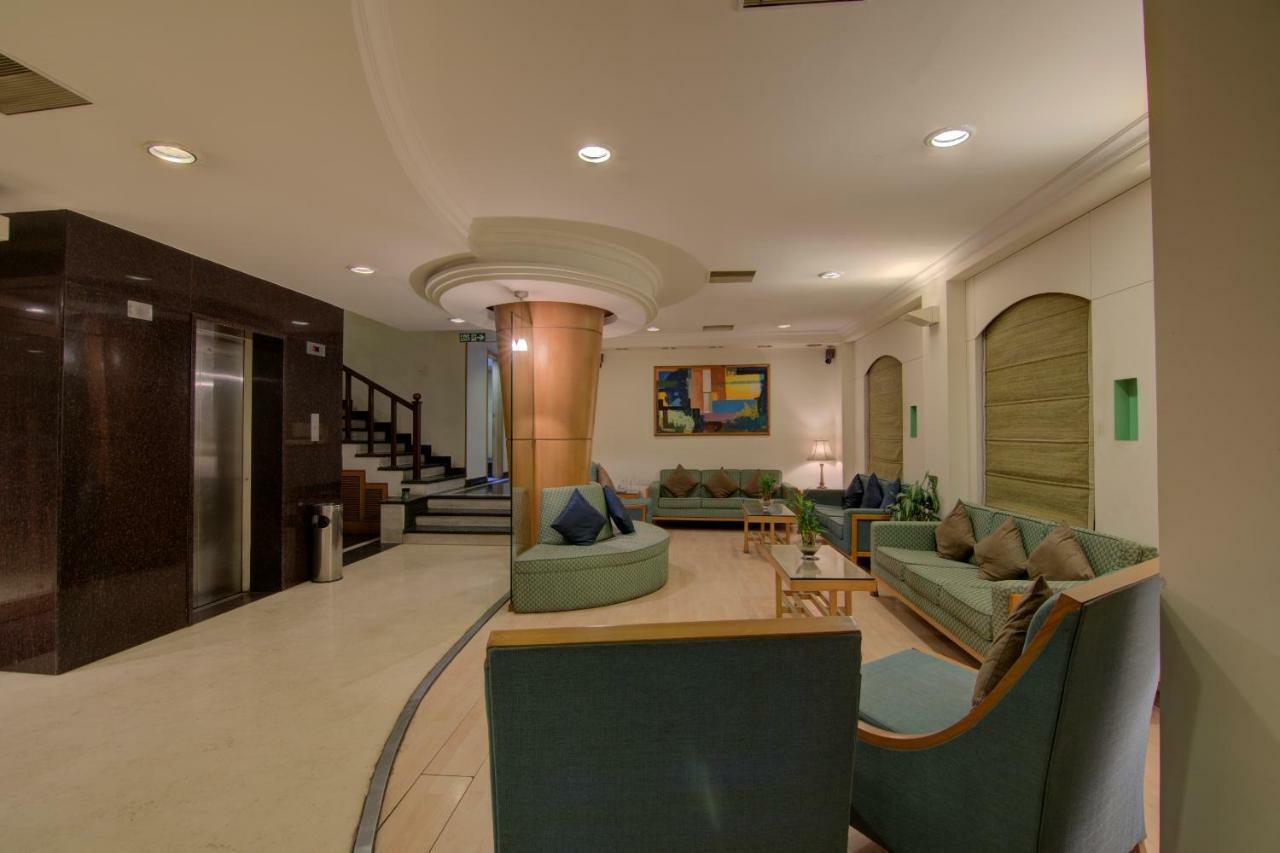 העיר בנגלור Tristar Serviced Apartments מראה חיצוני תמונה