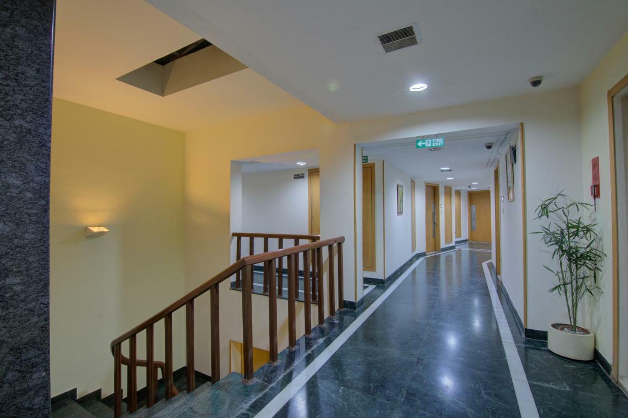 העיר בנגלור Tristar Serviced Apartments מראה חיצוני תמונה